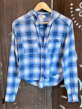 Hollister Blue Plaid Hooded Button-Down Shirt